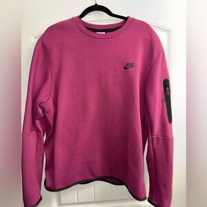 Nike Men’s Tech Fleece Crewneck